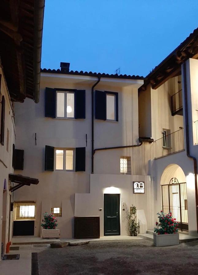 Le Case Di Angelina - Langhe Loft & Suites Farigliano Luaran gambar
